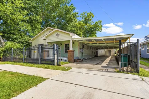 7839 Goode Street B Houston TX 77012