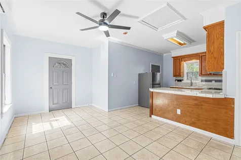 7839 Goode Street B Houston TX 77012