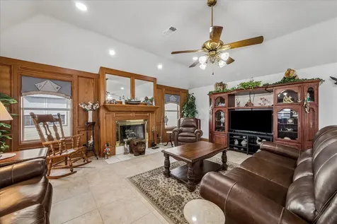 209 Bora Bora Drive Tiki Island TX 77554