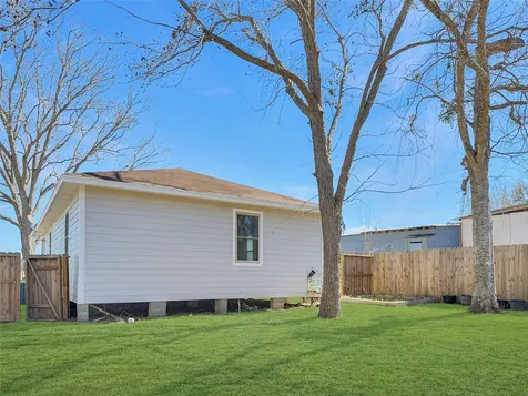 114 8th Street Rosenberg TX 77471