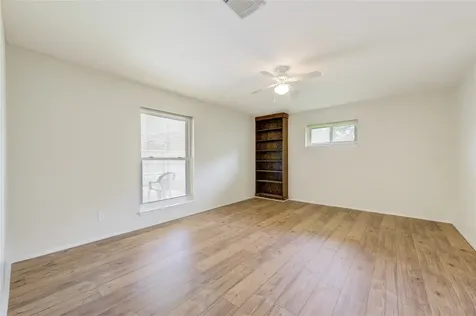 4119 Lou Anne Lane Houston TX 77092