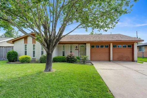 4119 Lou Anne Lane Houston TX 77092