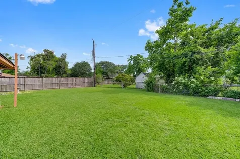 4119 Lou Anne Lane Houston TX 77092