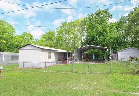 228 Aspen Livingston TX 77351