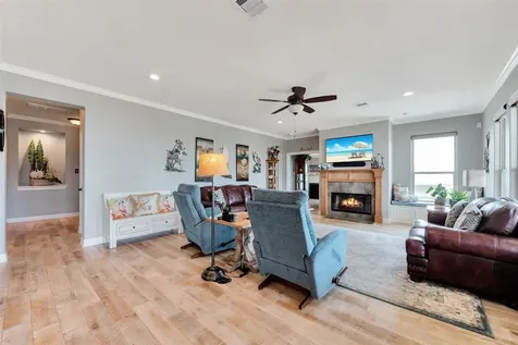 1522 Windsong Way Tiki Island TX 77554