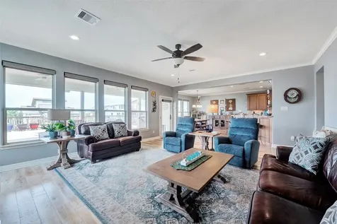 1522 Windsong Way Tiki Island TX 77554