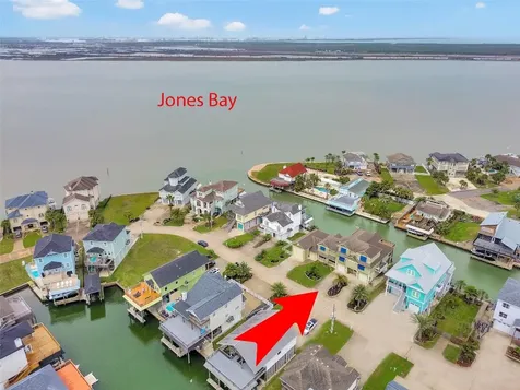 1522 Windsong Way Tiki Island TX 77554