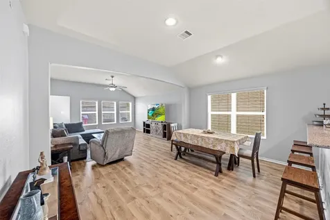 1062 Carolina Wren Circle Houston TX 77073