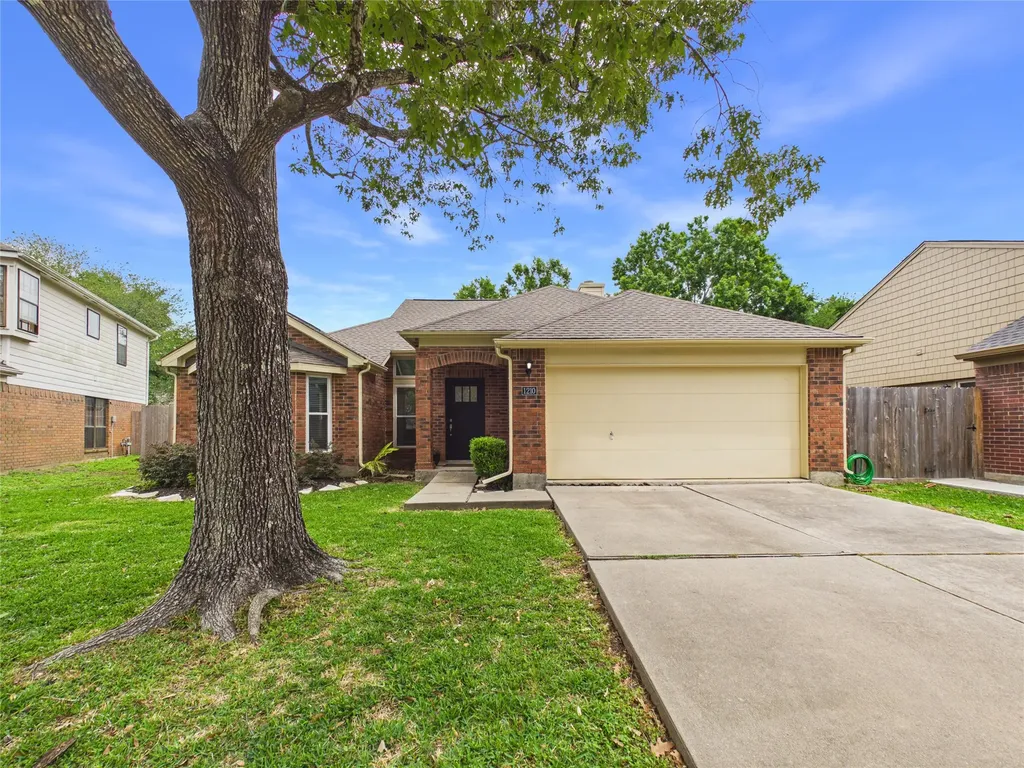 1210 Berkeley Lake Lane Houston TX 77062