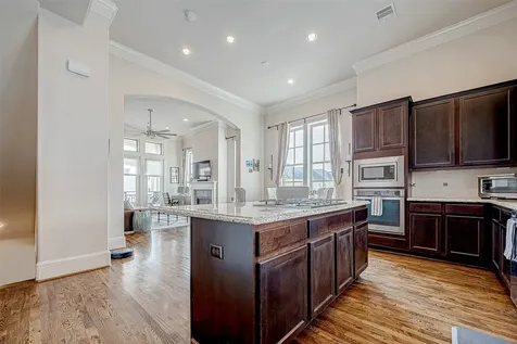 2524 Sherwin Street Houston TX 77007
