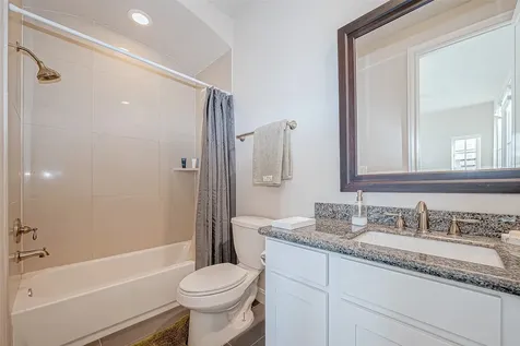 2524 Sherwin Street Houston TX 77007