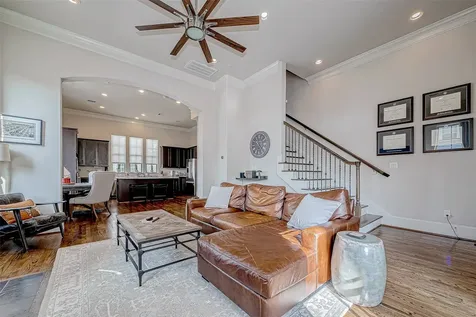 2524 Sherwin Street Houston TX 77007