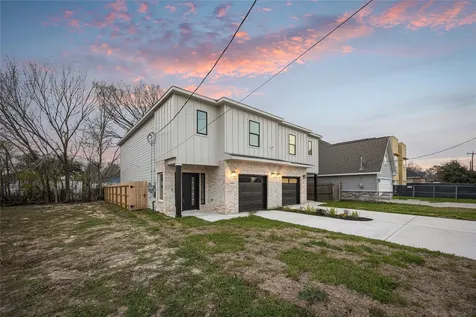 8218 Lawler Street B Houston TX 77051