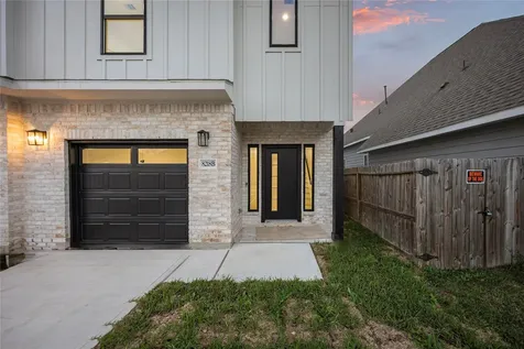 8218 Lawler Street B Houston TX 77051