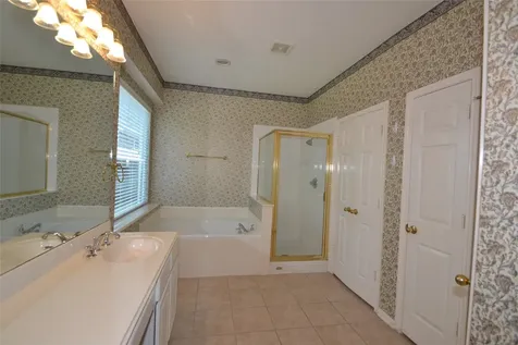 15307 Amesbury Lane Sugar Land TX 77478