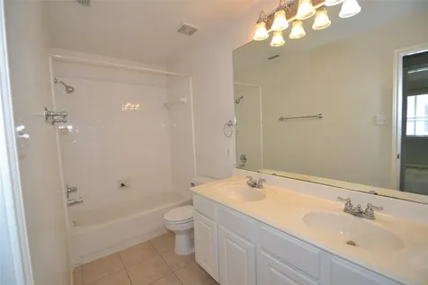 15307 Amesbury Lane Sugar Land TX 77478