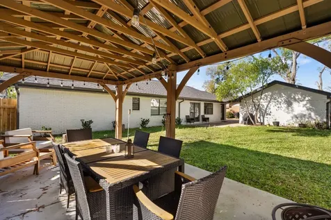 10134 Knoboak Drive Houston TX 77080