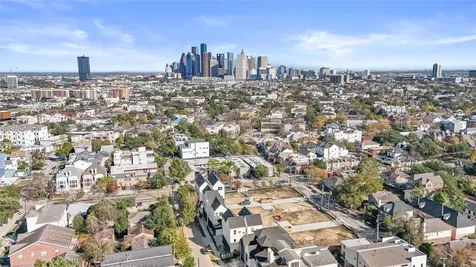 1503 Vermont Street D Houston TX 77006