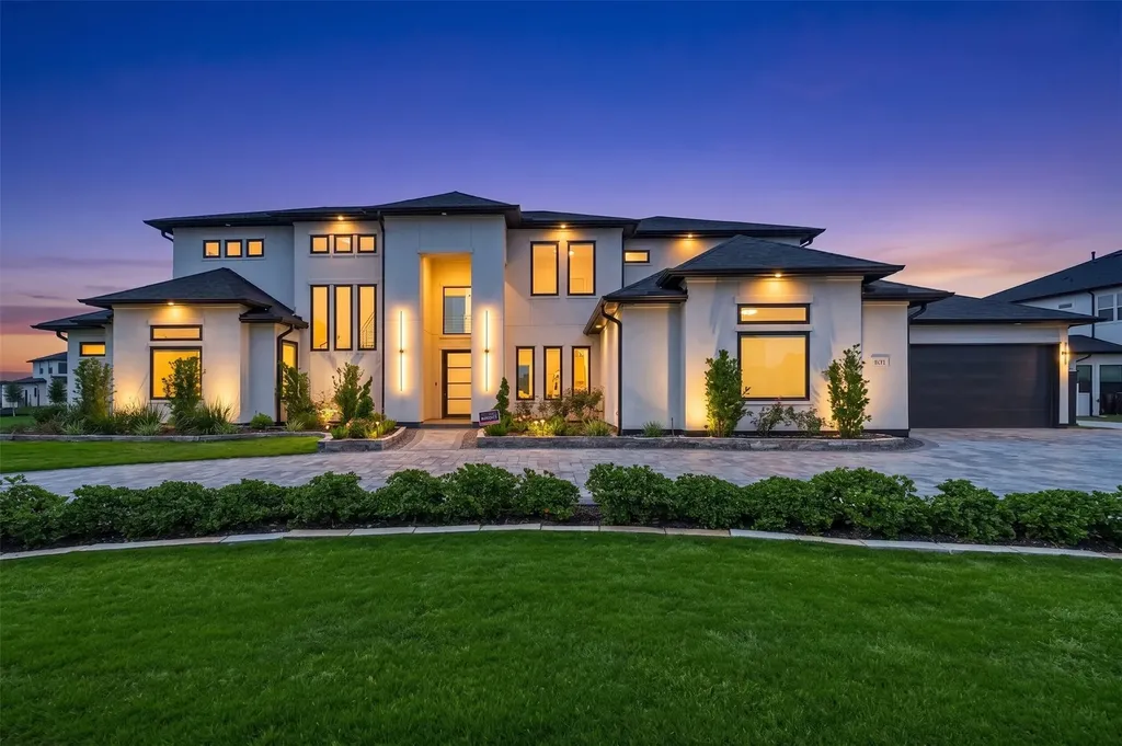 512 Basil Leaf Lane Richmond TX 77406
