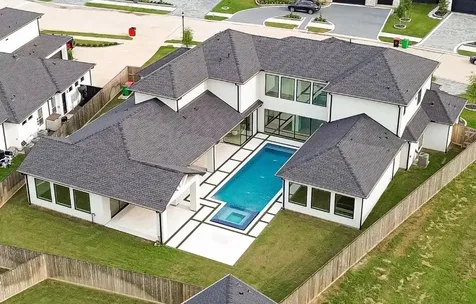 512 Basil Leaf Lane Richmond TX 77406
