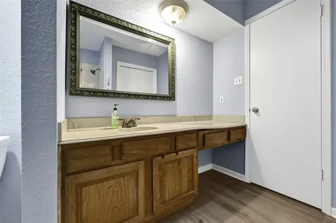 6370 Creekbend Drive 55 Houston TX 77096