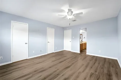6370 Creekbend Drive 55 Houston TX 77096