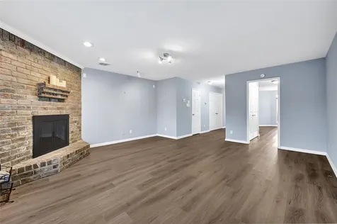 6370 Creekbend Drive 55 Houston TX 77096