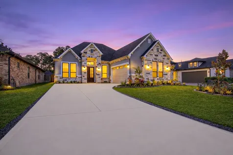 83 Camden Hills Drive Montgomery TX 77356