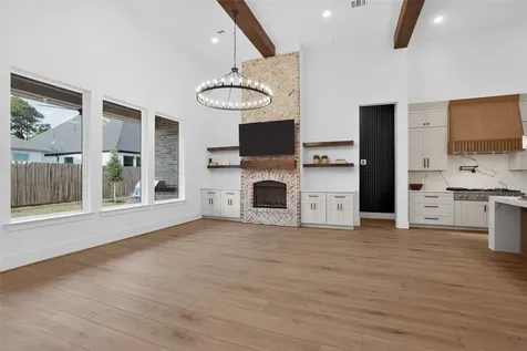 83 Camden Hills Drive Montgomery TX 77356
