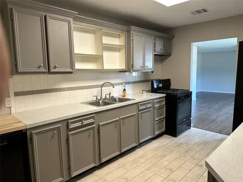 2502 Kingsdale Drive Deer Park TX 77536