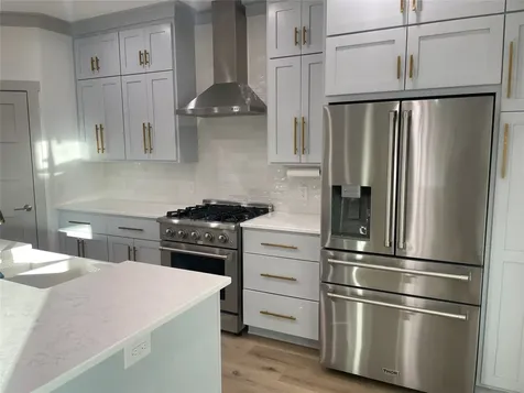 1166 N Monkhouse Drive Crystal Beach TX 77650