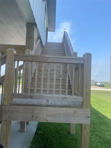 1166 N Monkhouse Drive Crystal Beach TX 77650