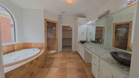 1307 Riverine Court Houston TX 77055