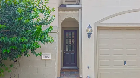 1307 Riverine Court Houston TX 77055