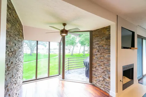 1933 Enterprise Avenue League City TX 77573