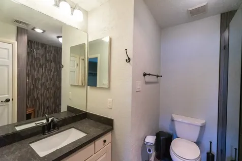 1933 Enterprise Avenue League City TX 77573