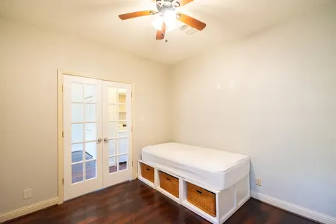 1933 Enterprise Avenue League City TX 77573