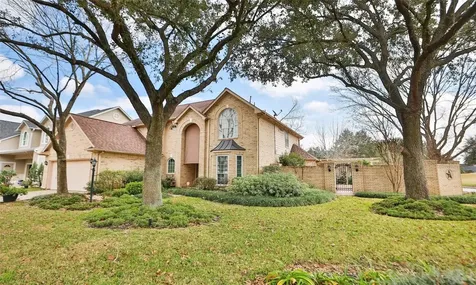 7502 Holly Court Estates Houston TX 77095