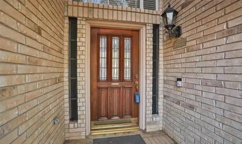 7502 Holly Court Estates Houston TX 77095