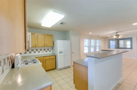 3302 Legends Landing Corner Spring TX 77386