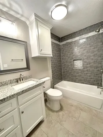 321 Petunia Street Lake Jackson TX 77566