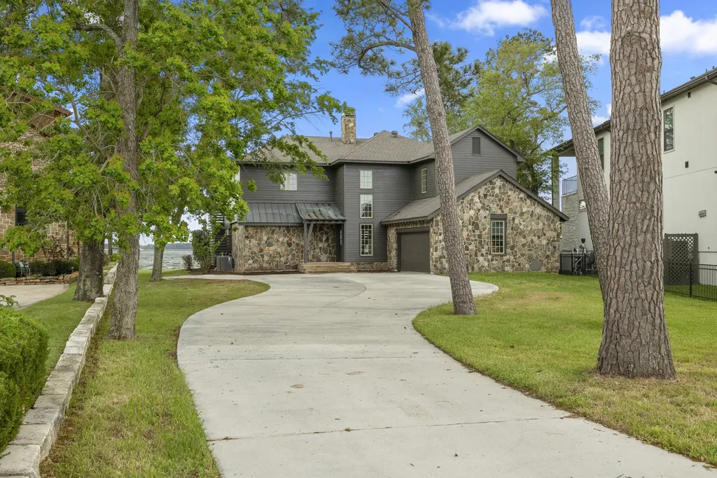 9116 Escondido Drive Willis TX 77318