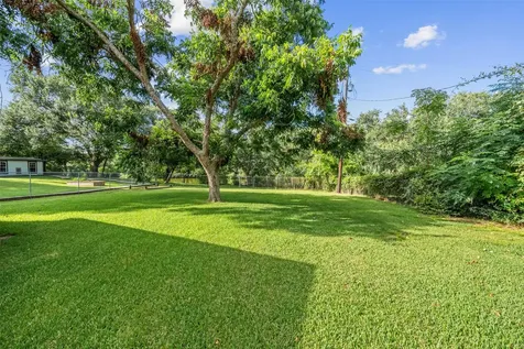 7714 Pecanwood Street Hitchcock TX 77563