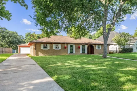 7714 Pecanwood Street Hitchcock TX 77563
