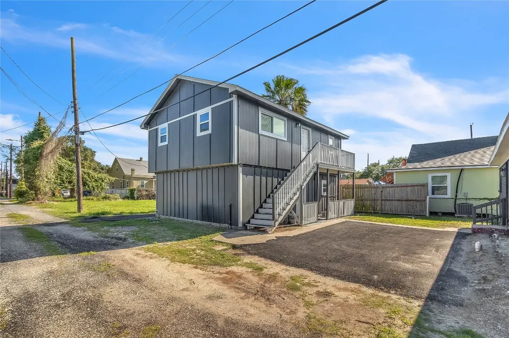 2919 Avenue K 2 Galveston TX 77550
