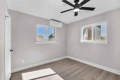 2919 Avenue K 2 Galveston TX 77550