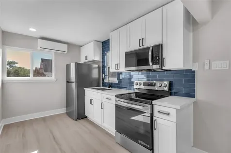 2919 Avenue K 2 Galveston TX 77550