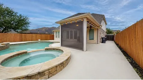 2710 Teal Sky Court Pearland TX 77089