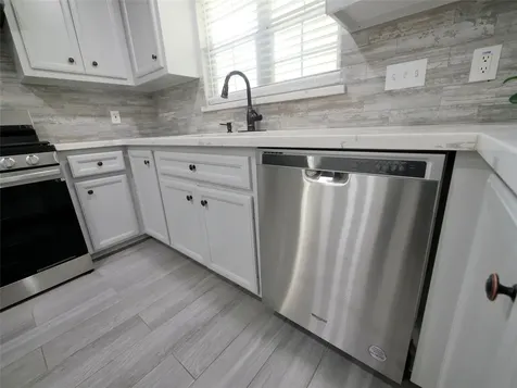 13103 Wilde Glen Lane Houston TX 77072