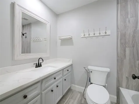 13103 Wilde Glen Lane Houston TX 77072